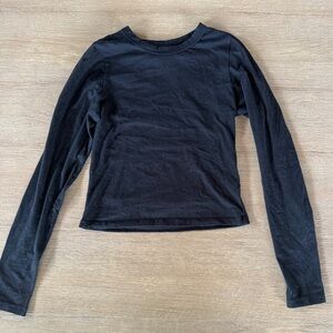 H&M Elegant Black Long Sleeve Tee